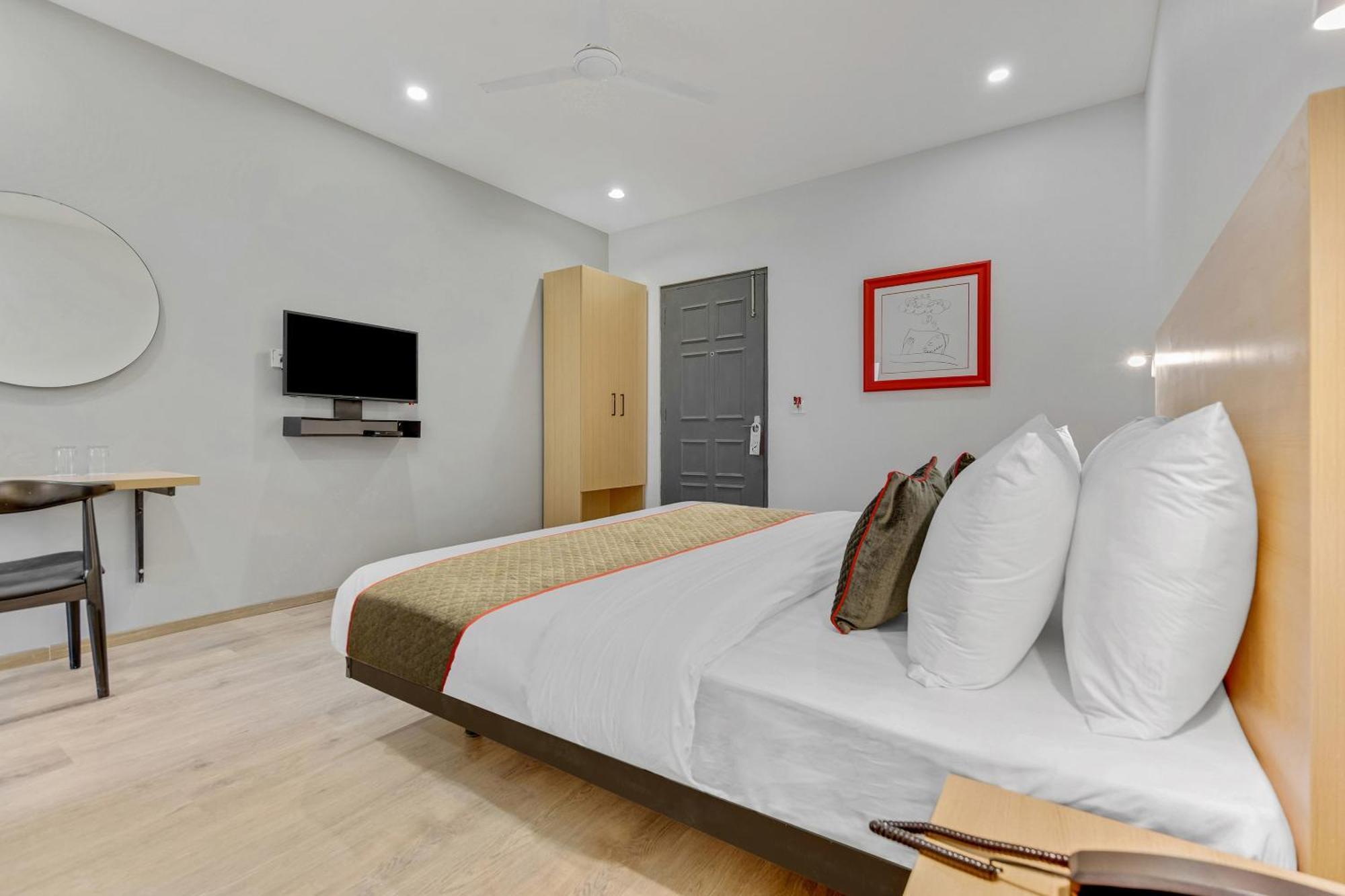 Townhouse Sector 49 Near Logix City Centre Noida Eksteriør bilde