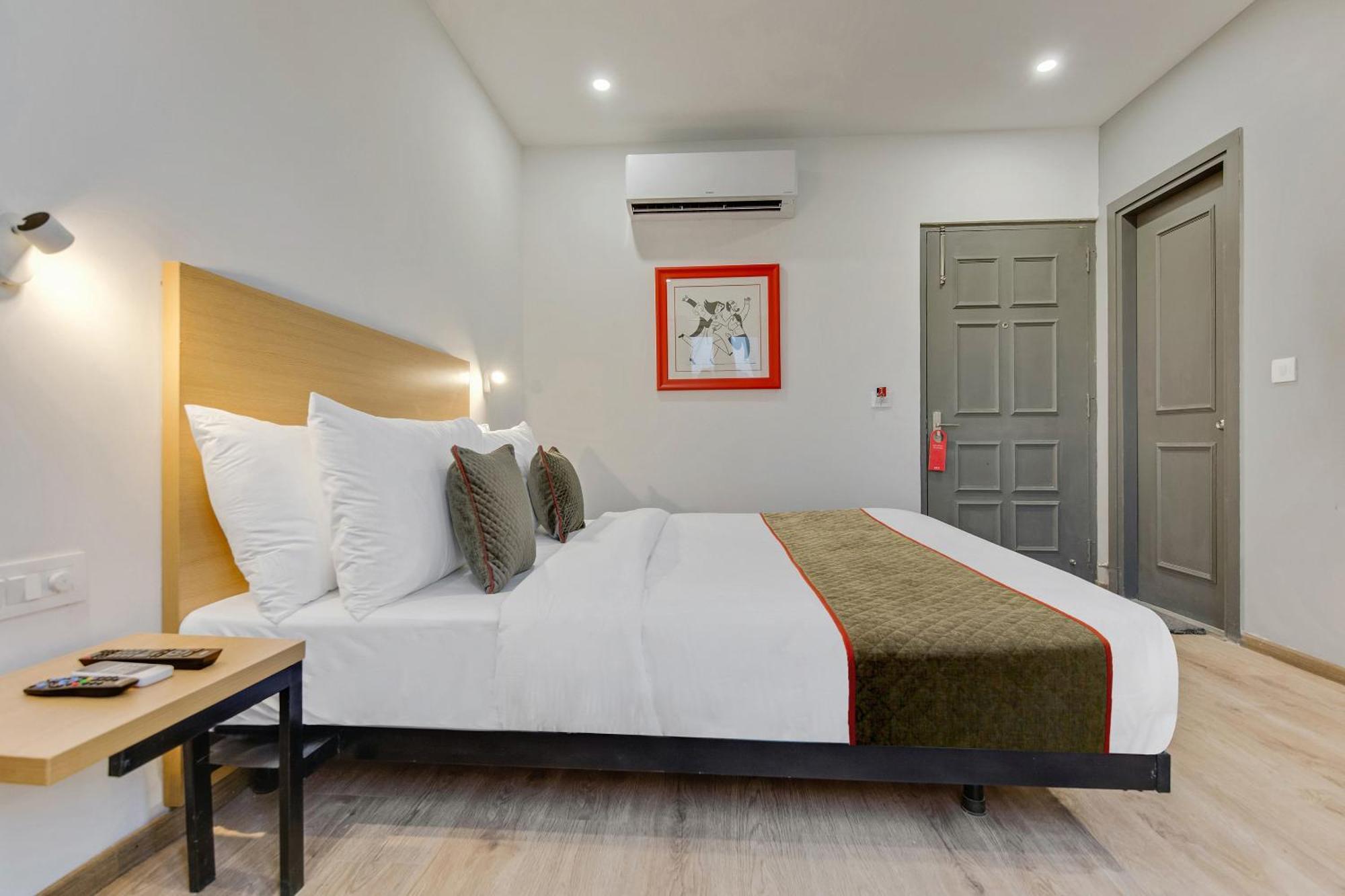 Townhouse Sector 49 Near Logix City Centre Noida Eksteriør bilde