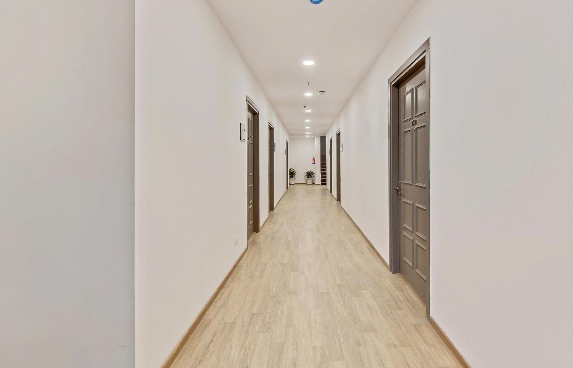 Townhouse Sector 49 Near Logix City Centre Noida Eksteriør bilde