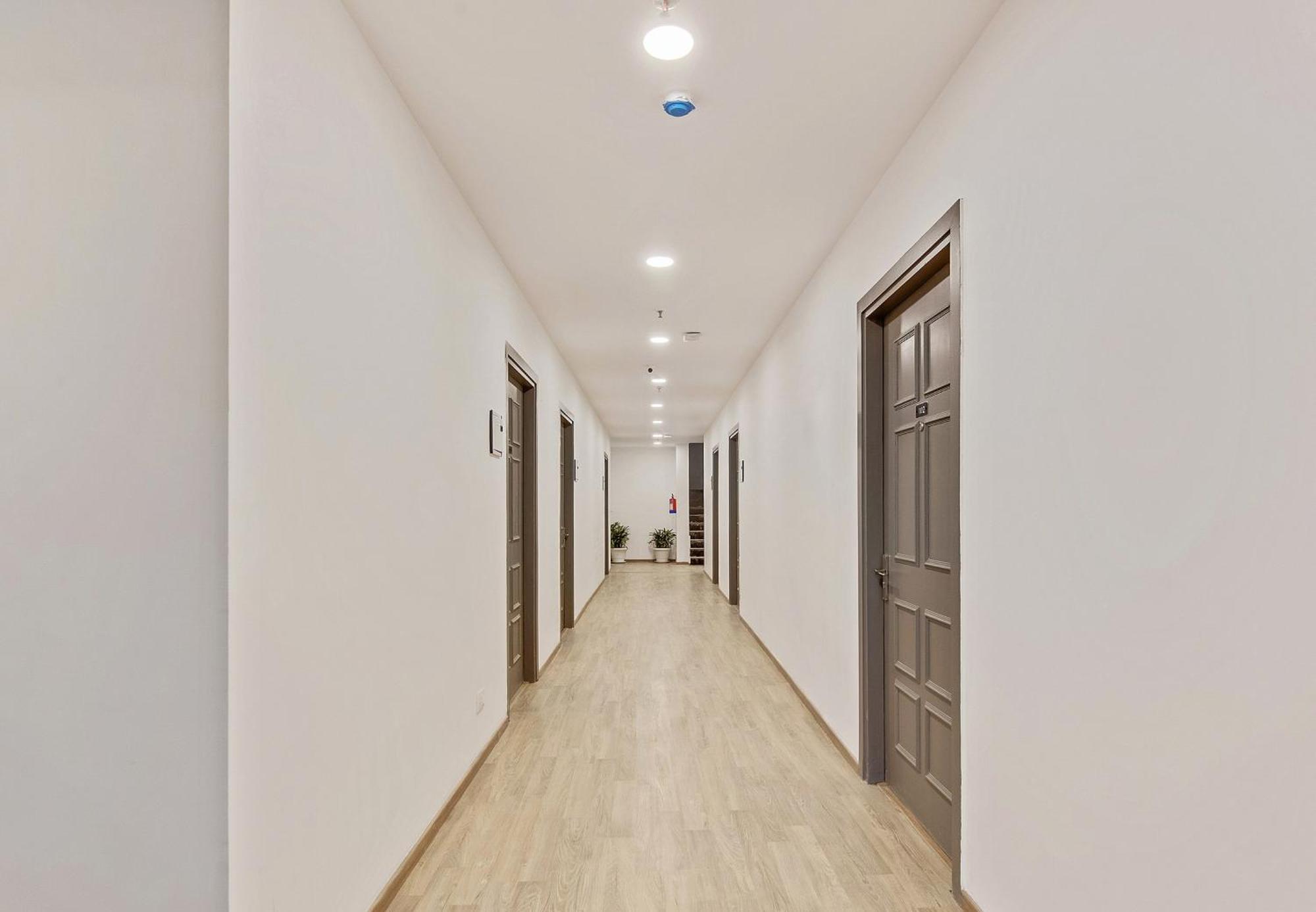 Townhouse Sector 49 Near Logix City Centre Noida Eksteriør bilde