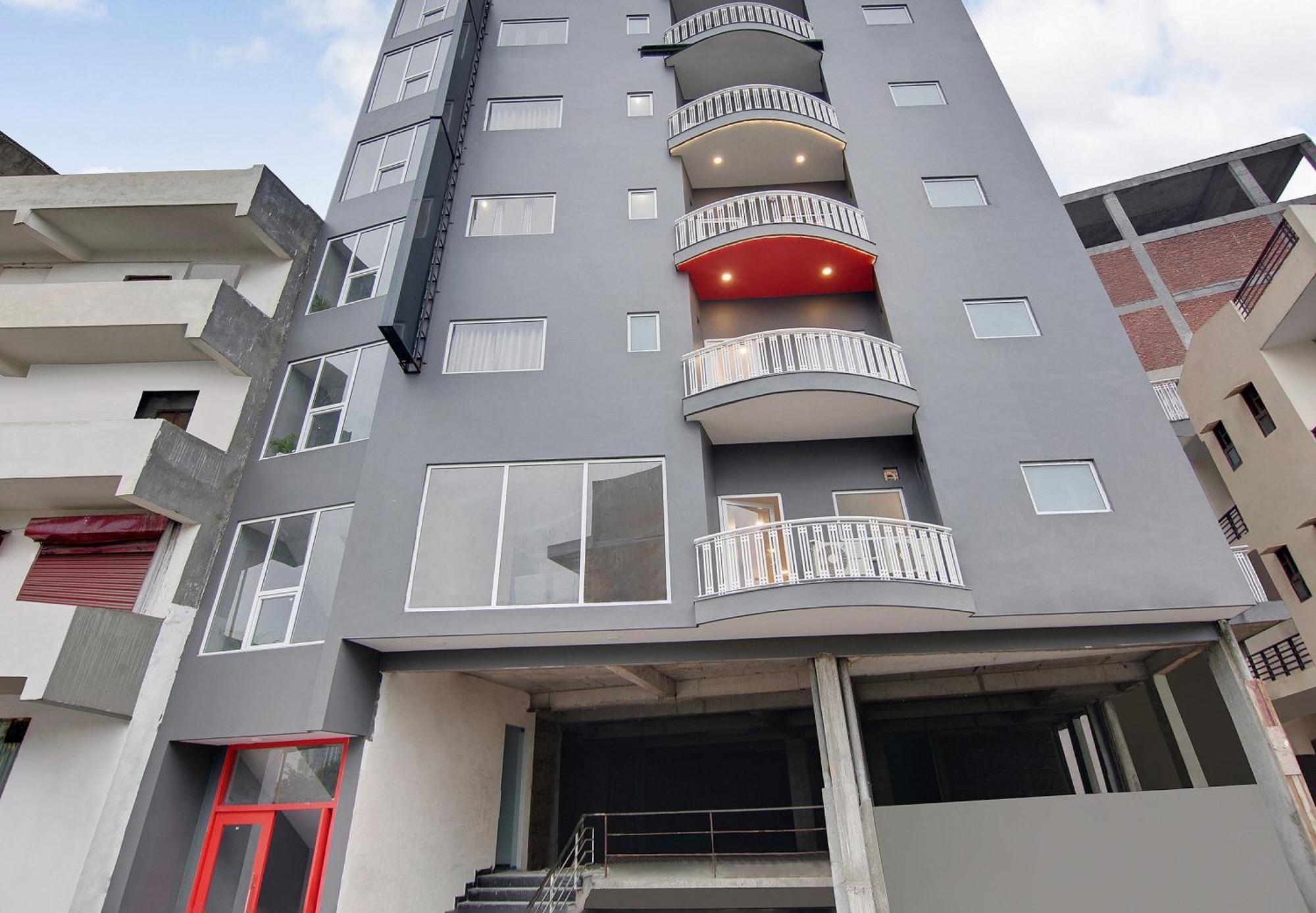 Townhouse Sector 49 Near Logix City Centre Noida Eksteriør bilde